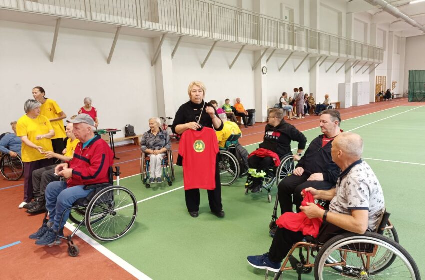  Neįgaliojo vežimėlis – ne kliūtis sportuoti